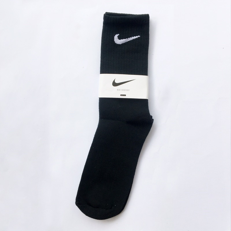 KAOS KAKI NIKE PUTIH / HITAM (PANJANG) COD Bayar di Tempat