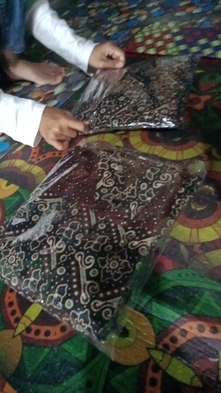 Baju Batik Couple Keluarga Sarimbit Couple Gamis Couple Sania Ruffle