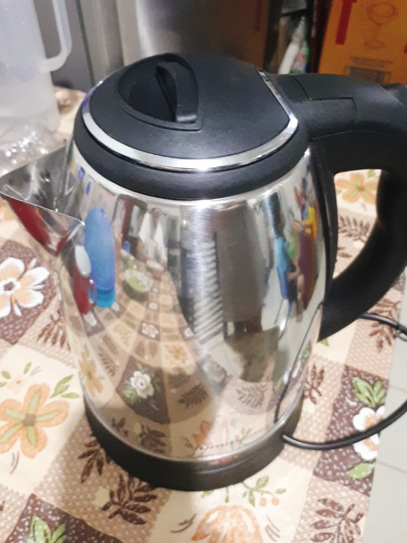 Teko Listrik / Kettle Listrik 2 Liter Lumment – Kl601