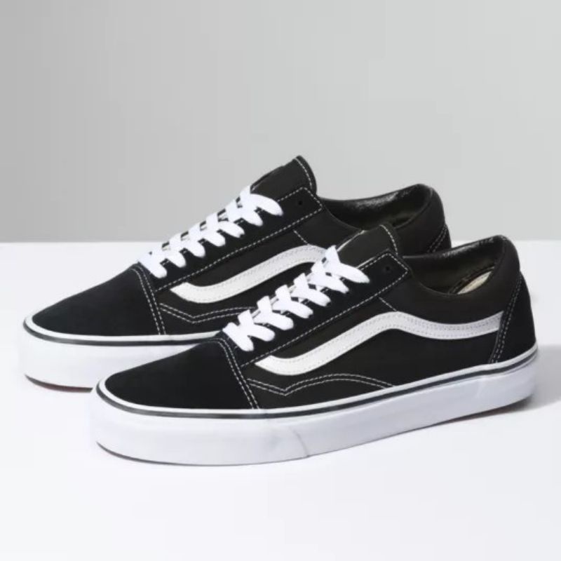 Sepatu Vans Pria Wanita Sepatu Vans Model Cacing Sepatu Vans Ukuran 36-43.