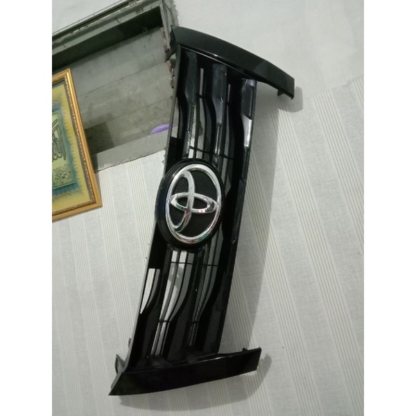 Grill Fortuner VRZ TRD