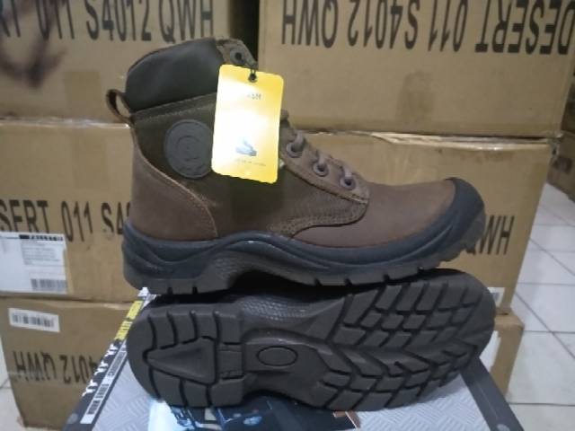 Sepatu Safety Jogger Rush S 3