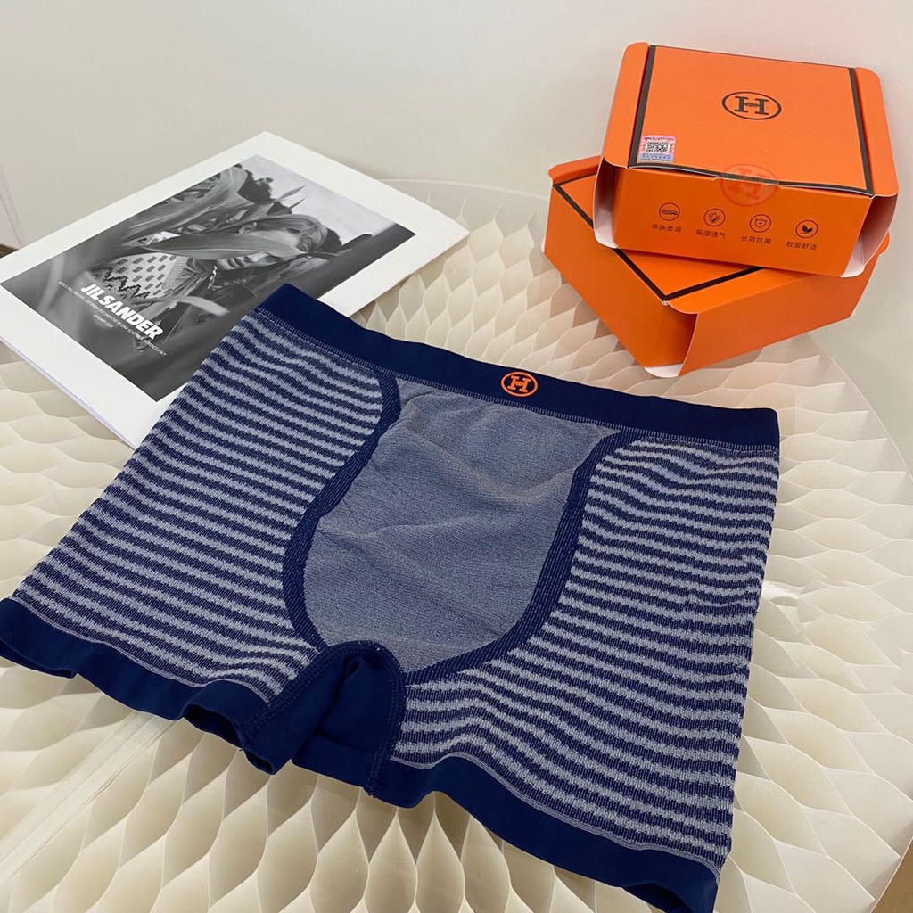 Set 3 Pcs Box Celana dalam Pria Elegan Boxer Cowok H Men Quality Underwear Seamless Belum Ada Penilaian