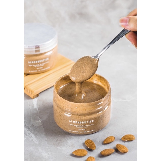 

Nomi Nolla Almond Butter