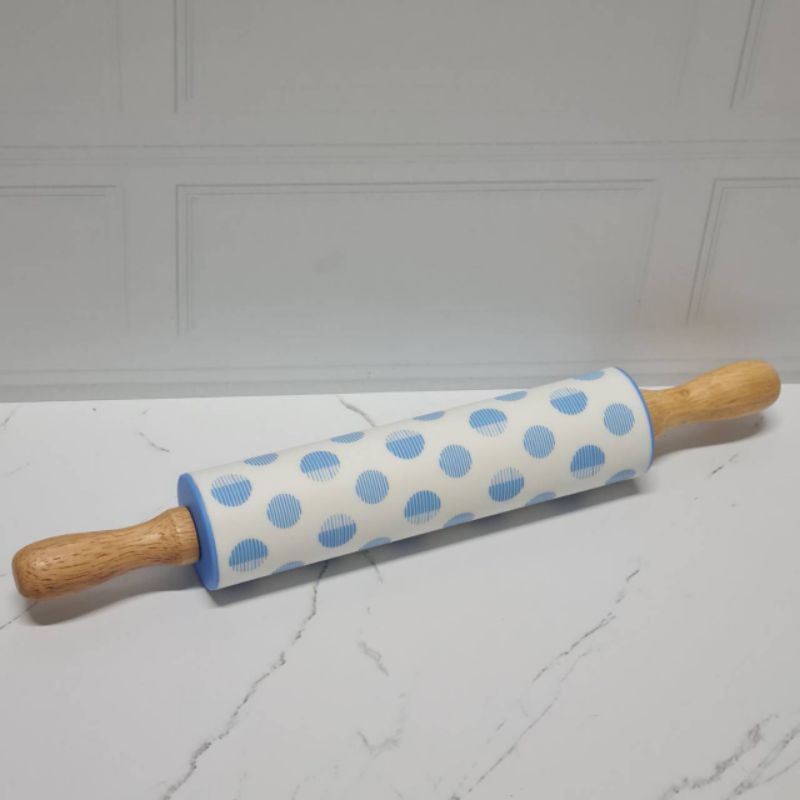 silicone rolling pin motif wooden handle / alat gilas adonan gagang kayu