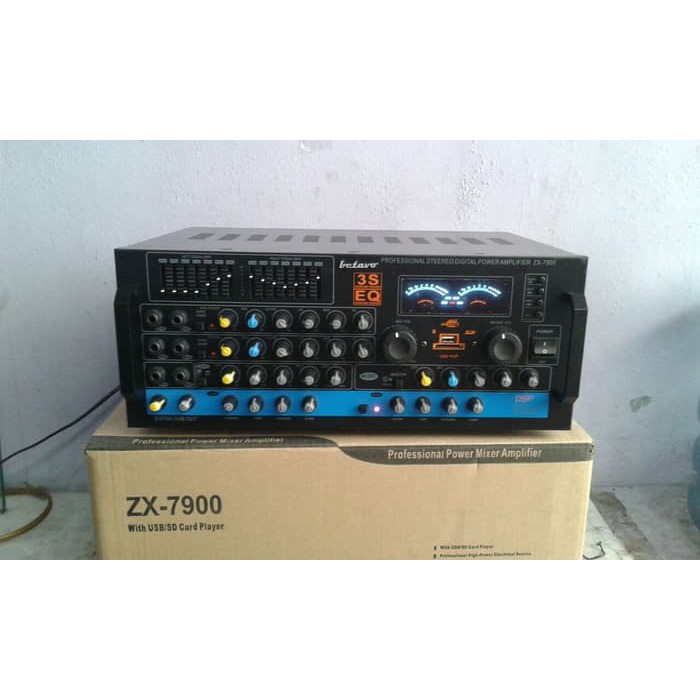 AMPLI KARAOKE  POWER MIXER BETAVO ZX 7900