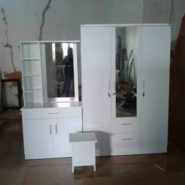 Lemari putih polos set meja rias