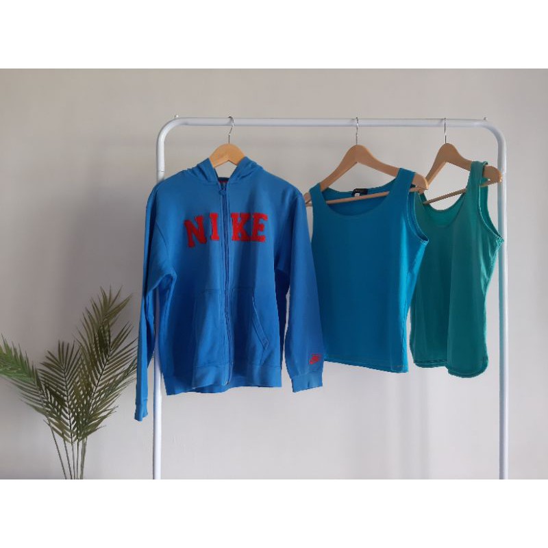 Nike | Nike jaket wanita ° Thrift