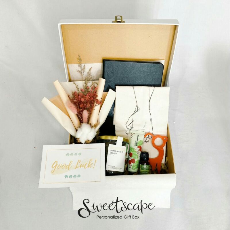 Gift Box Package 170-Paket Hampers 170 - Farewell