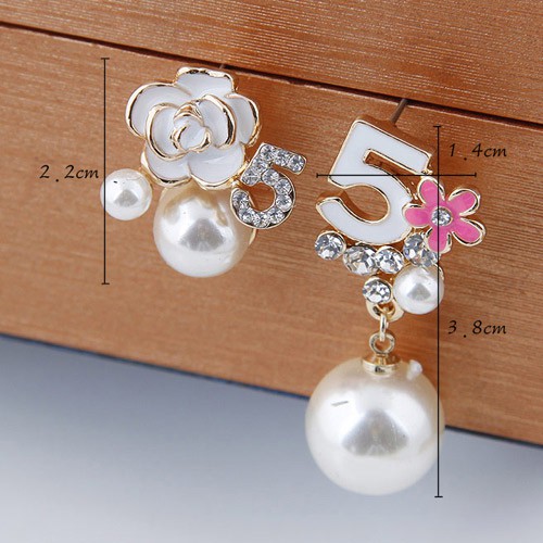 LRC Anting Tusuk Sweet Flower&amp;pearl Decorated Asymmetry