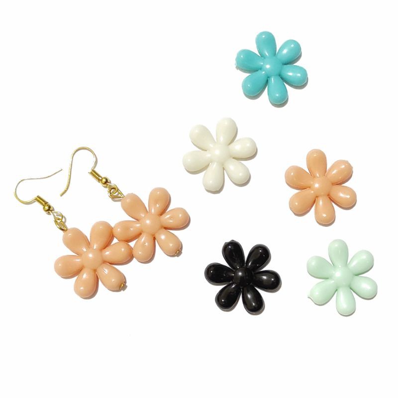 Daisy Flower Earrings Anting Hooks Handmade Bunga Pastel