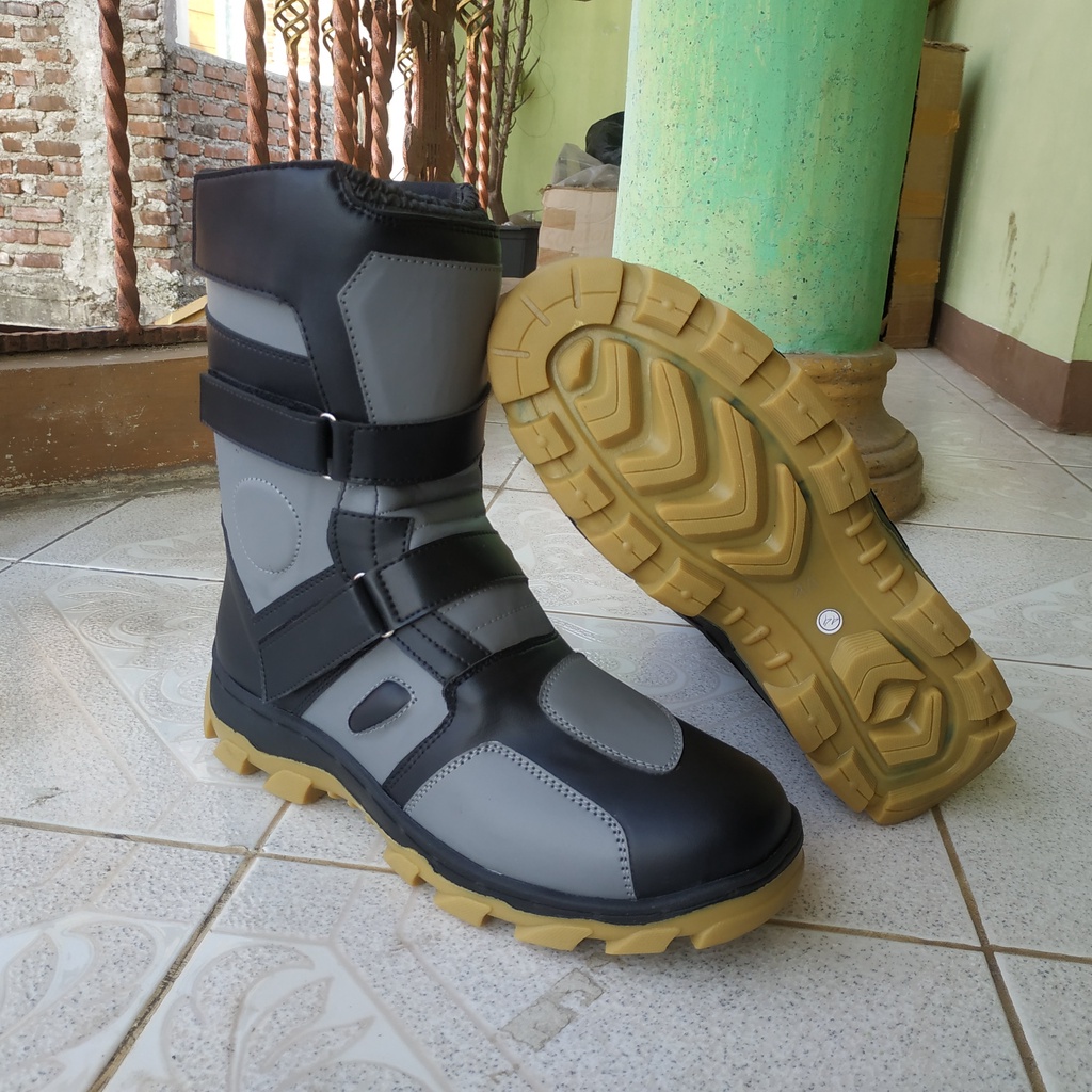 sepatu cross clasik sepatu trail vintage kualitas premium for trabas or adventure HITAM ABU