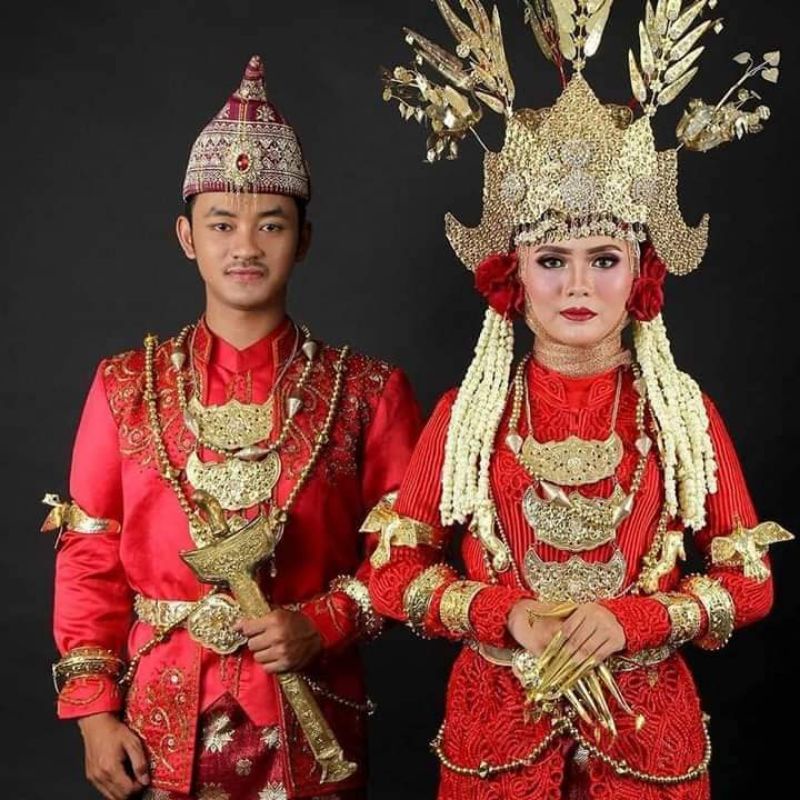 Pakaian Adat Daerah Lampung Beserta Nama Keunikan Dan Gambarnya