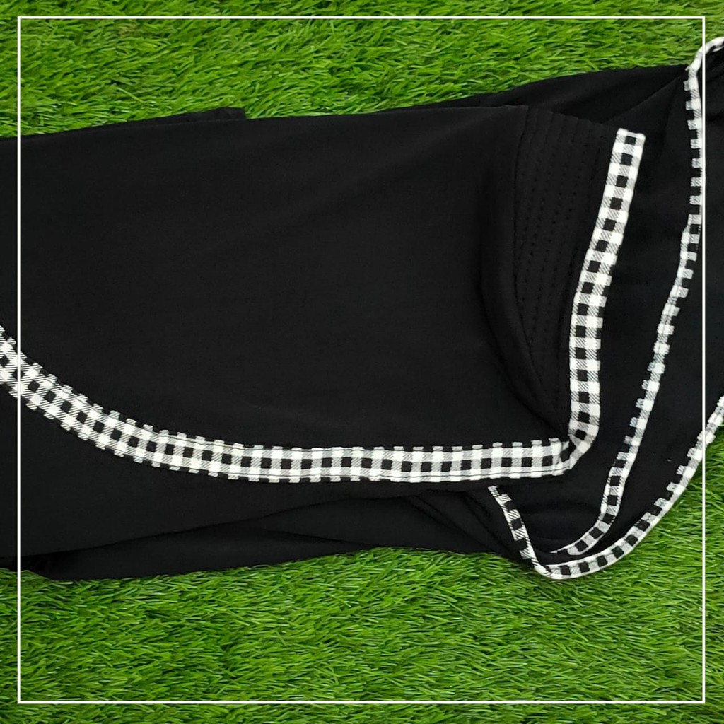 Hijab Instan Jersey Serut Kotak List Inayah Bergo Irene Polos-SRT LIST HITAM