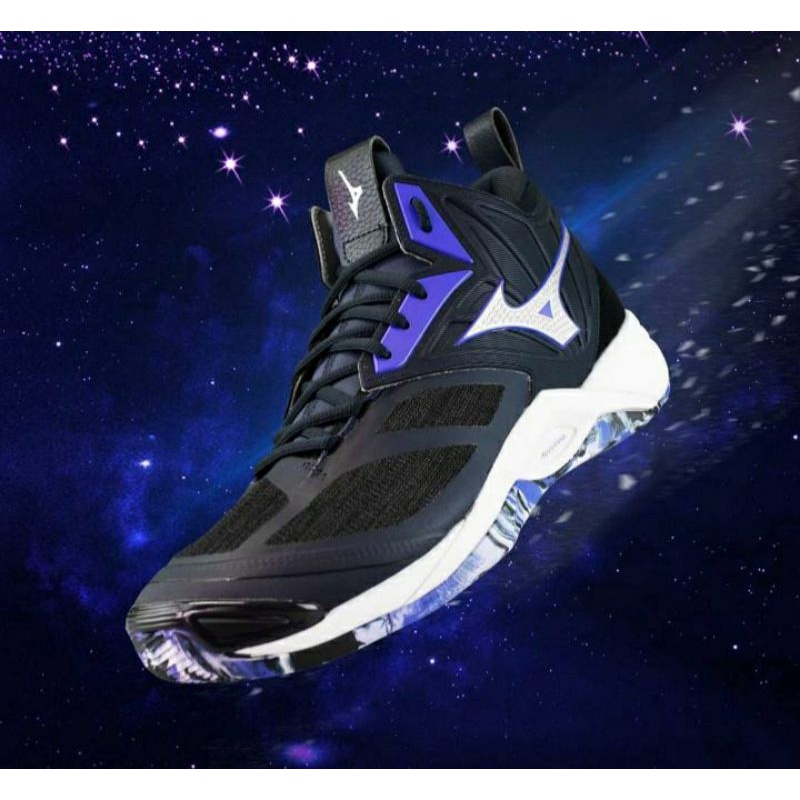 sepatu voli mizuno wave momentum 2 mid hitam ungu original