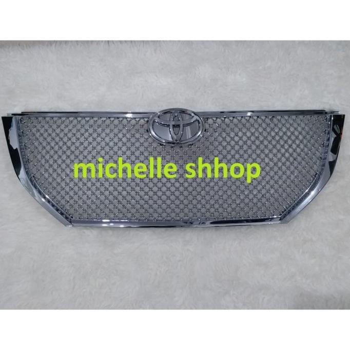 Grill Depan Model Bentley Mobil Grand Innova 2014-2015 Jsl