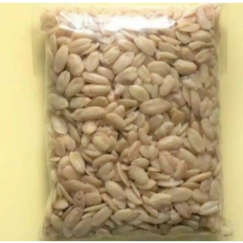 

Kacang Kenari Utuh 1 kg