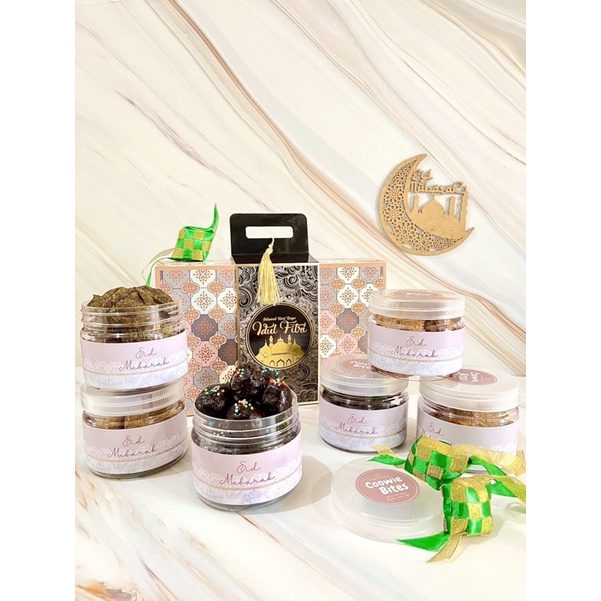 

Hampers Idul Fitri Cookies dan Brownies