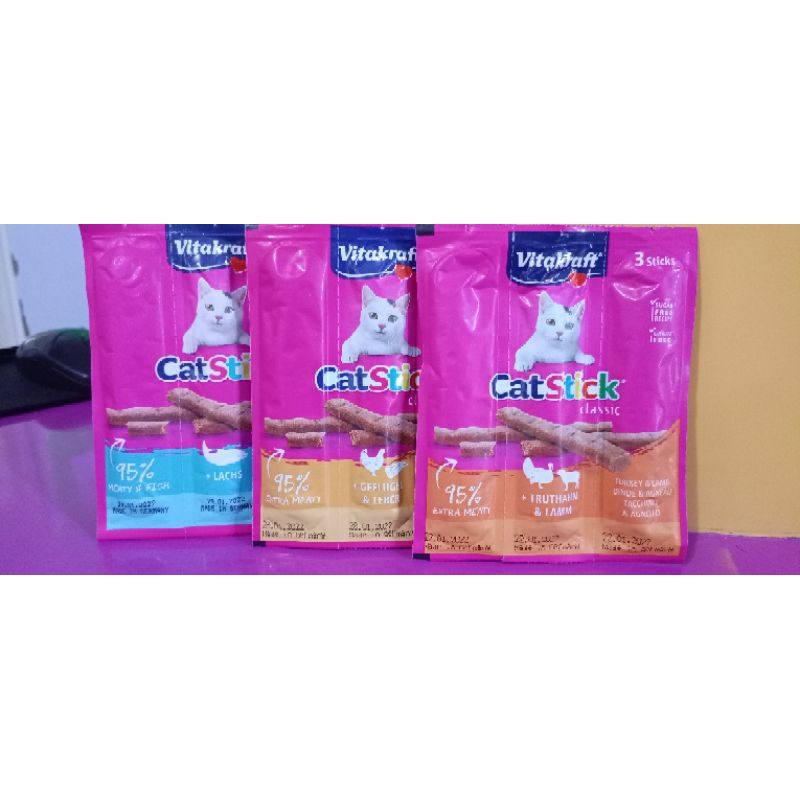 VITAKRAFT Cats STICK Salmon isi 3 camilan snack kucing