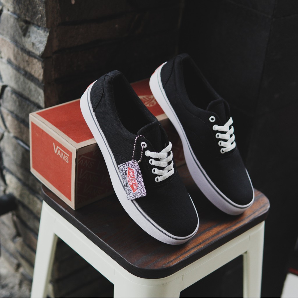 Sepatu Pria Sneakers Tali Autentic Termurah Hitam Sekolah Nongkronf Outdoor
