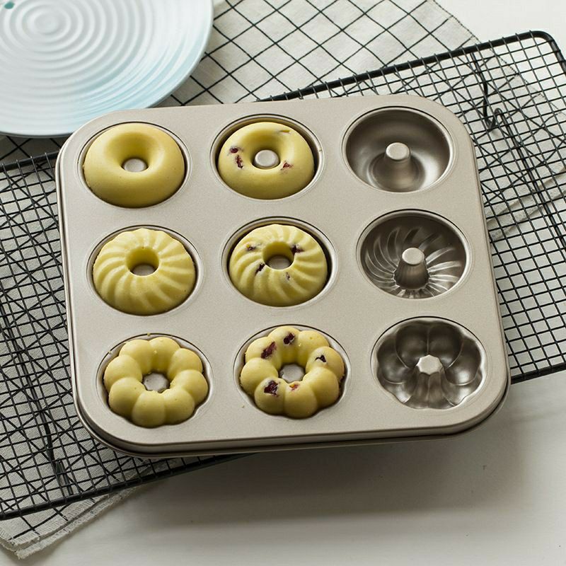 Loyang donat 9 lubang