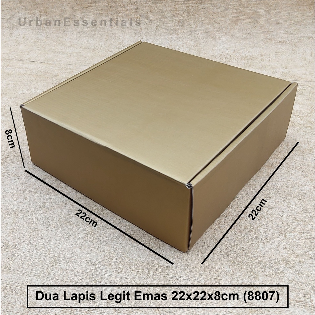 

Kotak Kado Dus Lapis Legit Emas Ukuran 22x22x8 cm