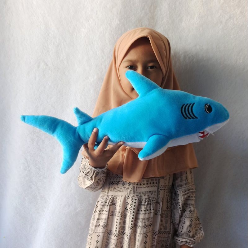 Boneka ikan hiu baby shark S murah