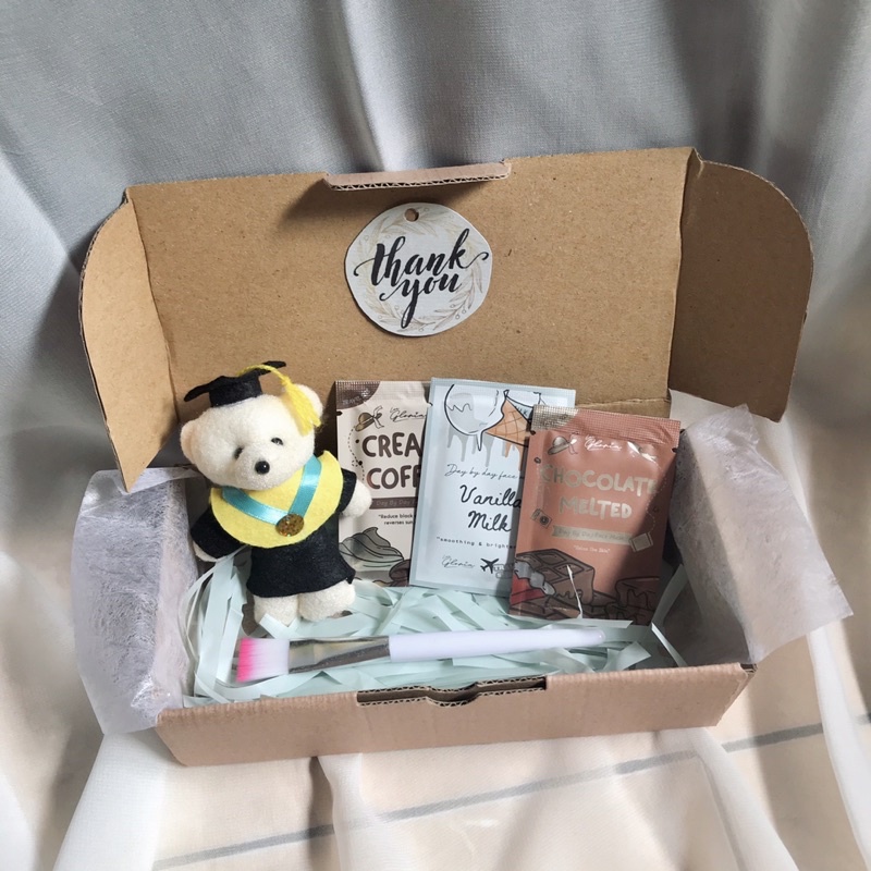 

Gift Box Package Masker Organik for Graduation| Birthday| Anniv| Hadiah Wisuda| Hadiah Ulang Tahun