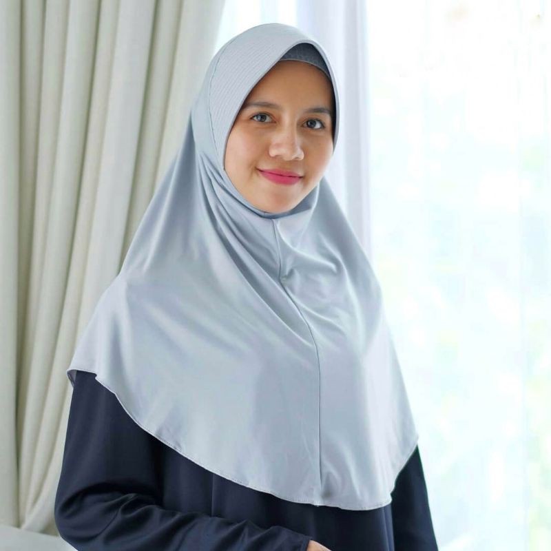 HIJAB INSTAN POLOS SEDADA OVAL PAD SEDANG