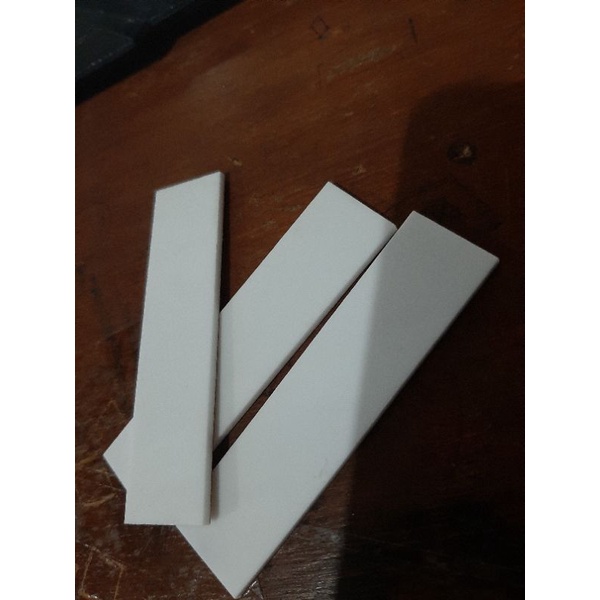 

bahan papan nama signboard acrylic