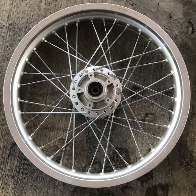 Velg Pelg Megapro Ring 17 Tapak lebar