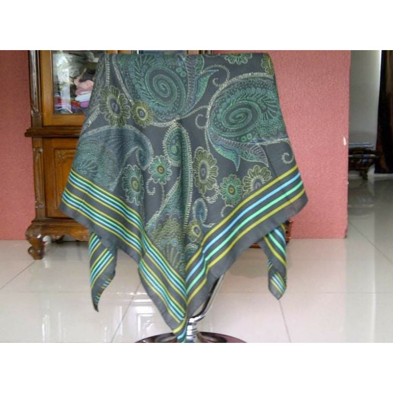 Kerudung Tierack/Kerudung Tierack Original Italy/Kerudung Segi Empat/jlbab Segi Empat