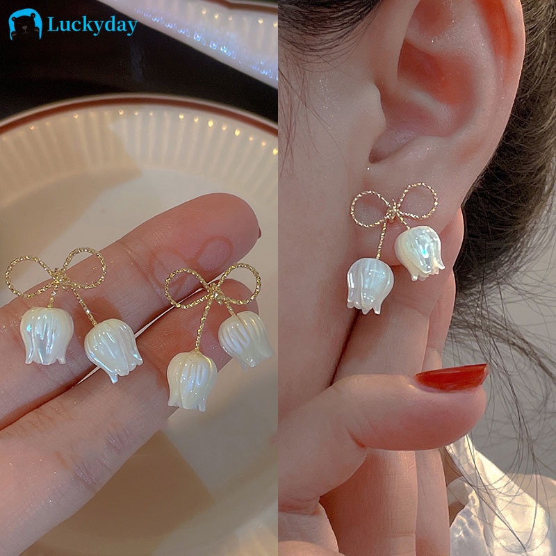 YEEZII Anting Stud Desain Bunga Tulip Warna Putih Emas Untuk Wanita