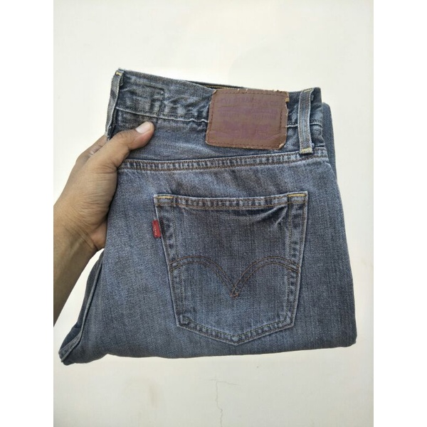 Levis 527 Size 34