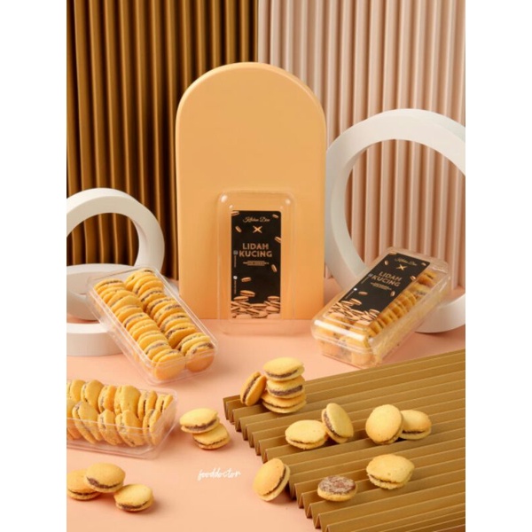 

Lidah Kucing Sandwich coklat