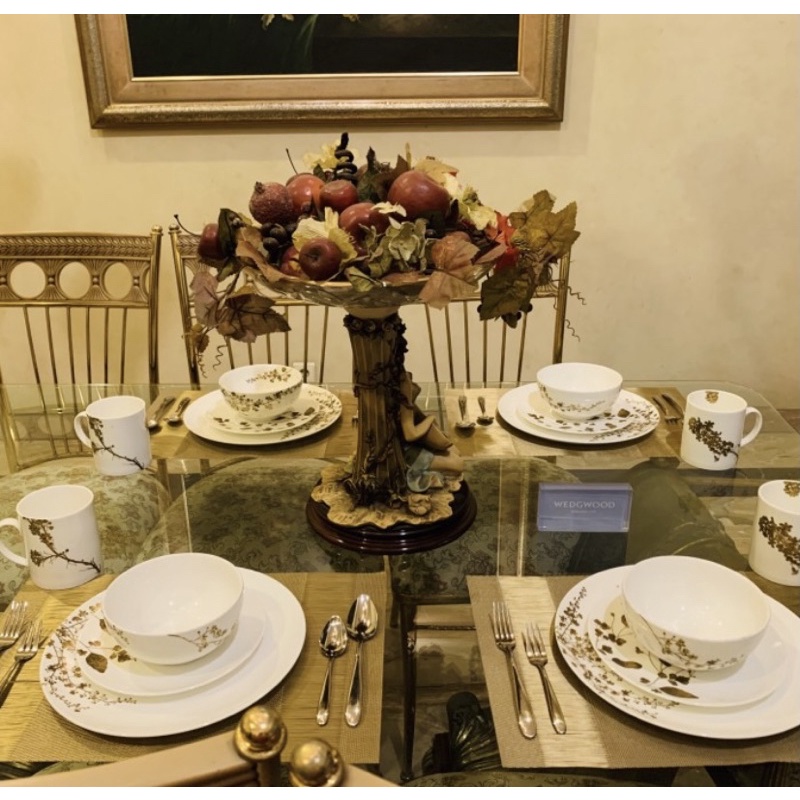 Dinner Set Wedgwood Vera Jardin / Mewah Cantik