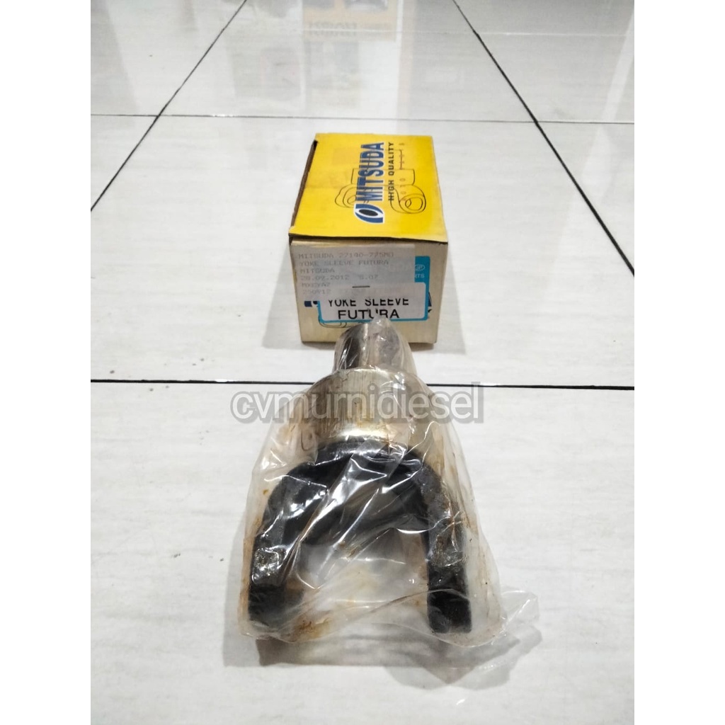 YOKE SLEEVE FUTURA MITSUDA