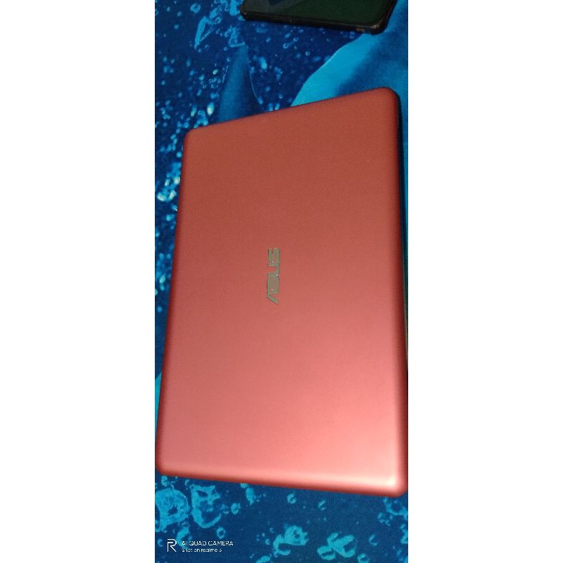 NOTEBOOK ASUS E202S second istimewa