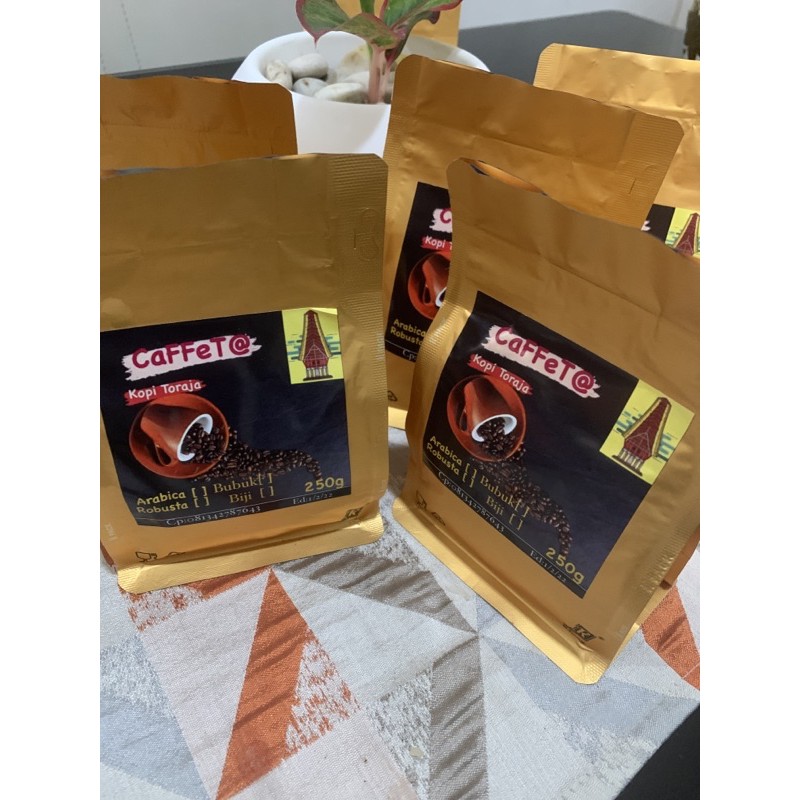 

Kopi Toraja CaFFET@