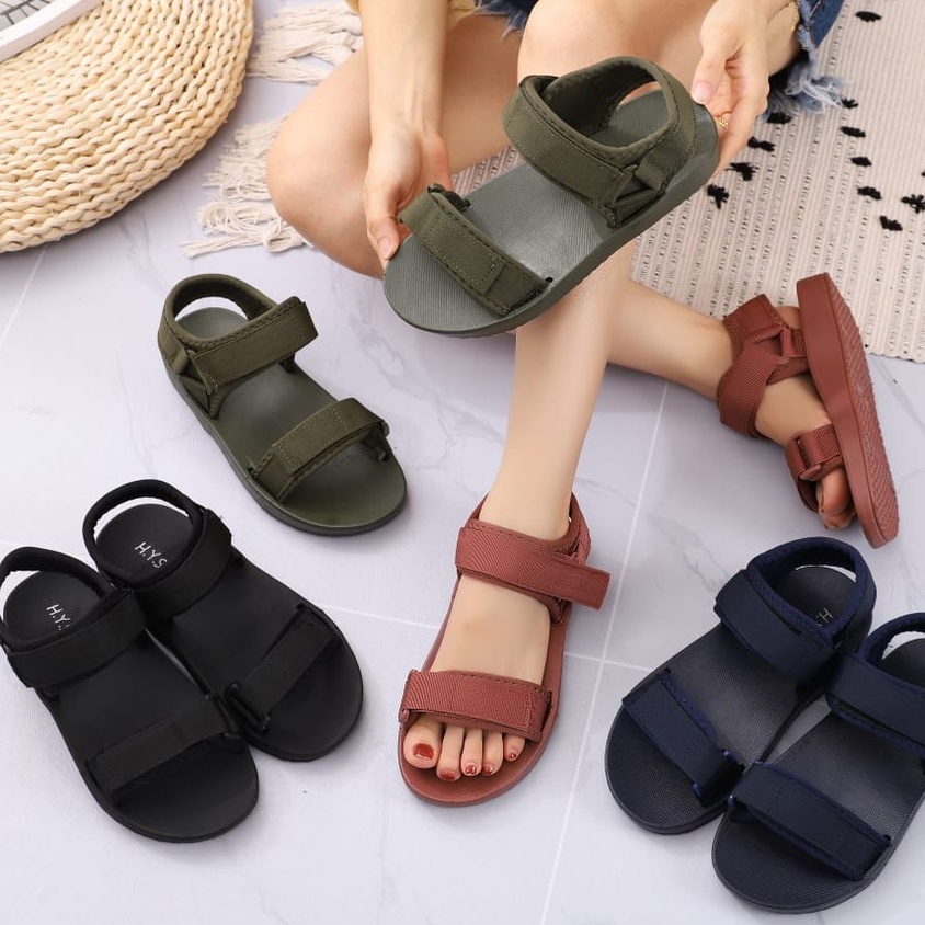 Sandal Wanita Gunung Import CARLOTTA / Sandal Jelly Tali Karet Empuk Kain Tebal