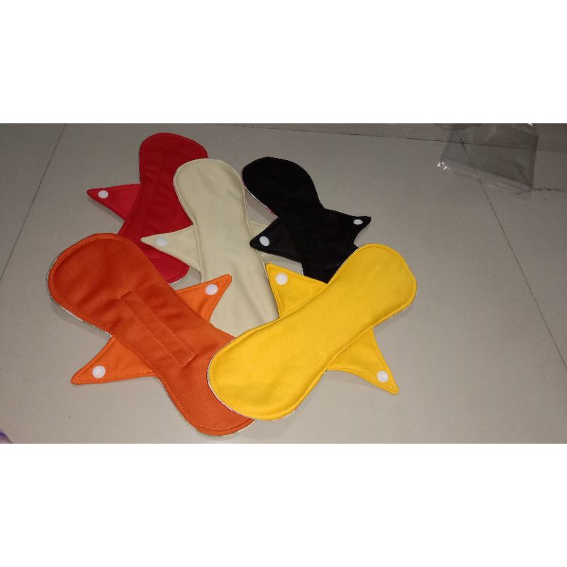 pembalut kain (bisa di cuci ulang) , pembalut wanita isi 6 pcs, untuk night , day dan panty liner