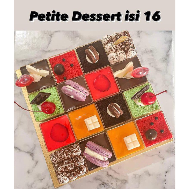 

Cake Petite Dessert isi 16pcs enak premium