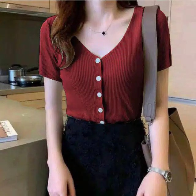 Tq88indonesia Fashion Baju Rajut Wanita Kekinian / Blouse Rajut Naomi Vneck  Lengan Pendek /Blus / Baju Natal Wanita