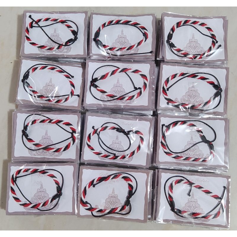 (Perlusin) Gelang Tridatu Khas Bali Isi 12pcs