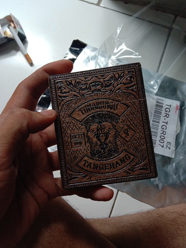 Kotak Kayu, Custom Ukir Laser Nama/foto/logo, Tempat Penyimpanan,  Isi 16 Batang,  Grafir Nama,