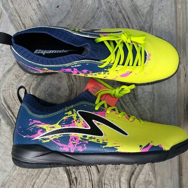 SEPATU FUTSAL SPECS CYANIDE TNT IN ORIGINAL
