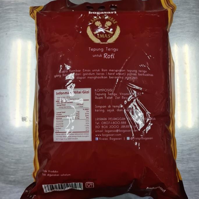 

TEPUNG CAKRA KEMBAR EMAS TERIGU PREMIUM PROTEIN TINGGI ROTI 5 KG