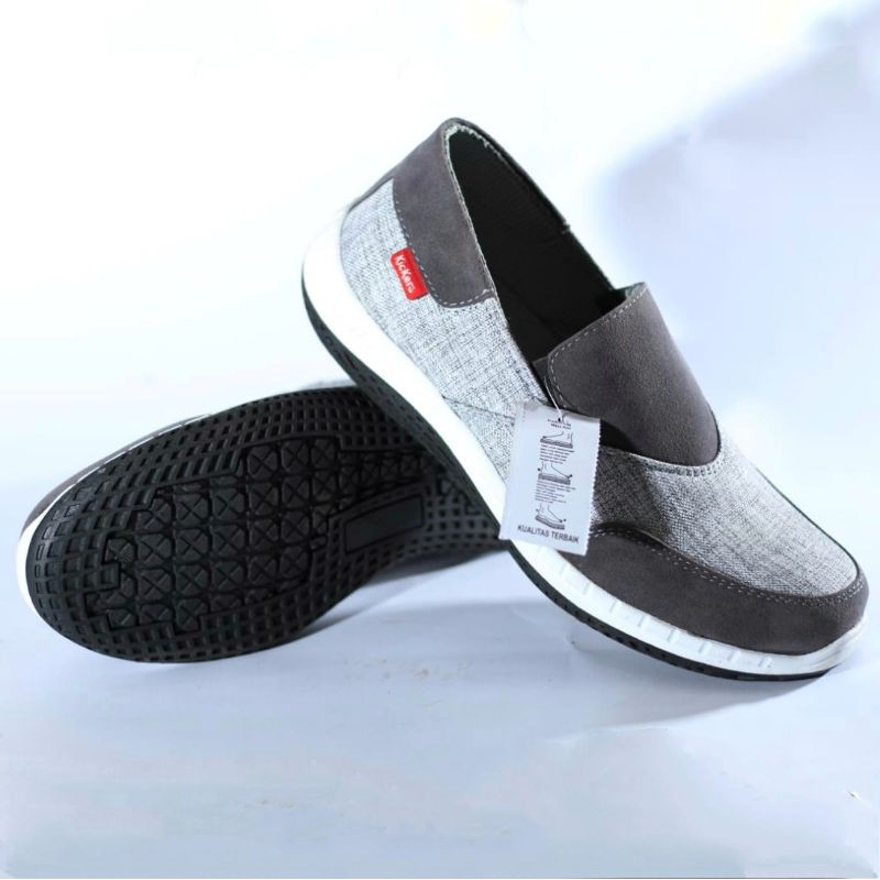 39-44 Sepatu Pria Kulit Premium Sintetis Slip On Kasual Sol Karet