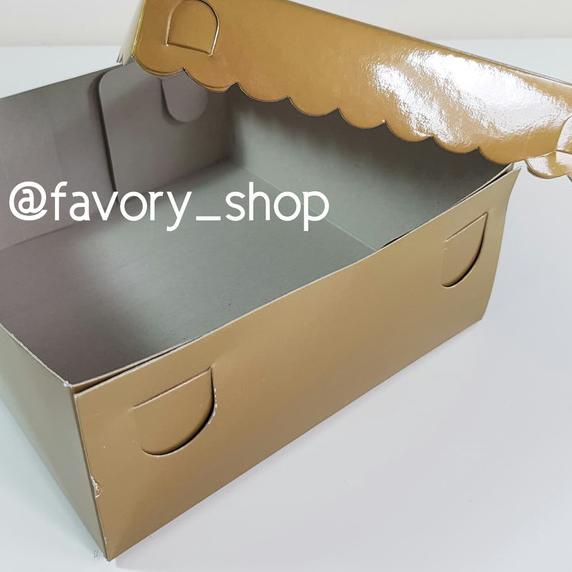 ➲ Dus 18x18 Emas / Kemasan Kue ✸