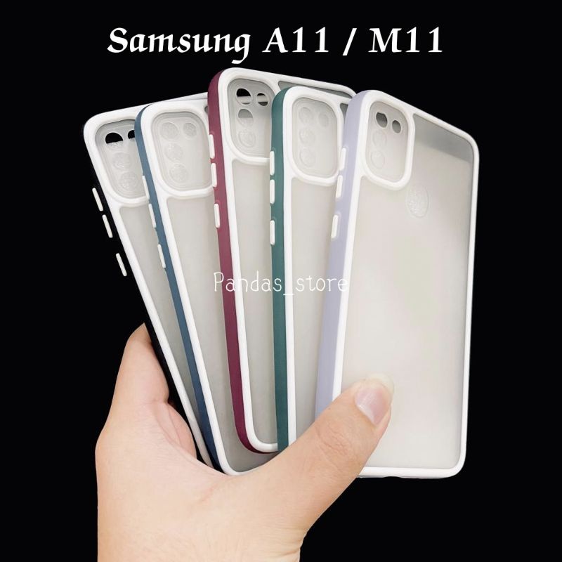 Pro Hybird Samsung A11 / M11 Softcase Halus dan Elegan / Pinggiran Garis Putih Keren (Pandas)